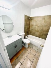 3351 Brussels St in Las Vegas, NV - Foto de edificio - Building Photo