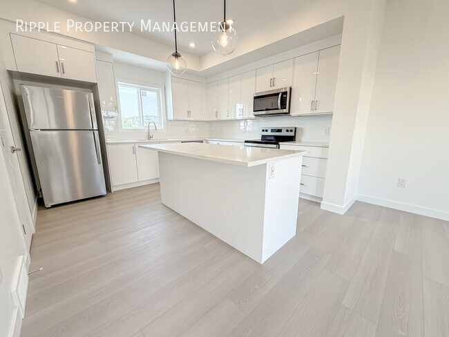 277 Sage Hill Cir NW in Calgary, AB - Building Photo - Building Photo