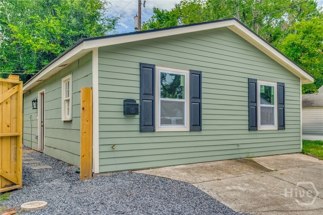 2142 E 42nd St in Savannah, GA - Building Photo