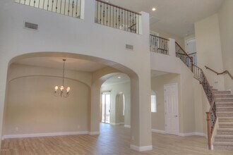 2413 E Park View Ln in Phoenix, AZ - Building Photo - Building Photo
