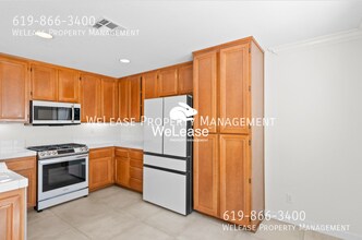 3998 Carino Way in Oceanside, CA - Building Photo - Building Photo