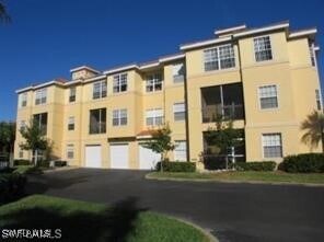 23500 Walden Center Dr in Bonita Springs, FL - Building Photo - Building Photo