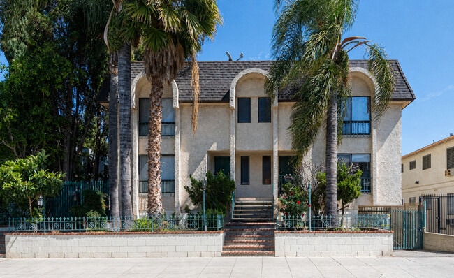 4336 Ventura Canyon
