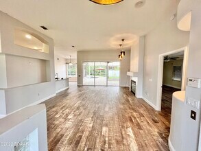 75 Creek Bluff Way in Ormond Beach, FL - Building Photo - Building Photo