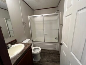 213 Peach St in Hopkinsville, KY - Foto de edificio - Building Photo