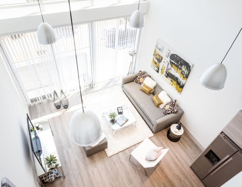 cul118 in Los Angeles, CA - Building Photo