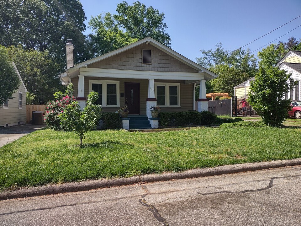 1123 Parish St in Greensboro, NC - Building Photo