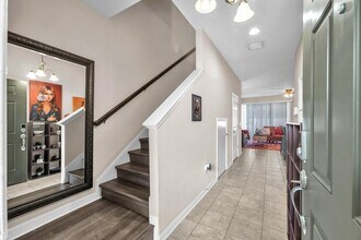 7085 Woodchase Glen Dr in Riverview, FL - Building Photo - Building Photo