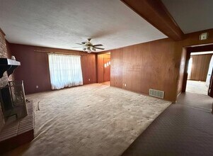 411 E Avenue G in Midlothian, TX - Building Photo - Building Photo