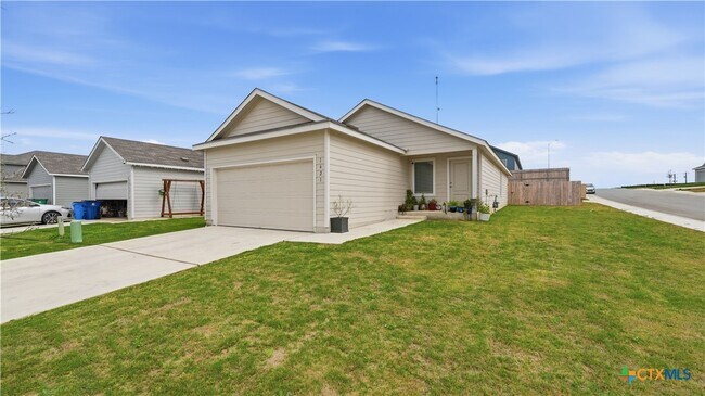 1621 Pile Trl in New Braunfels, TX - Building Photo - Building Photo