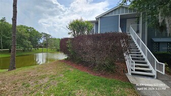 2504 Grassy Point Dr, Unit 204 in Lake Mary, FL - Building Photo