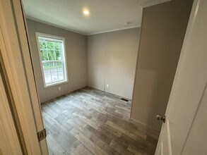 123 Desander Dr in Lansing, MI - Building Photo - Building Photo