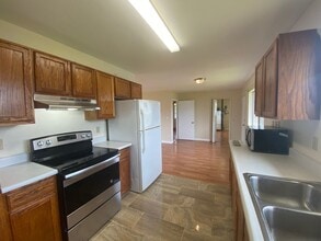 1501 Kilaha St in Hilo, HI - Building Photo - Building Photo