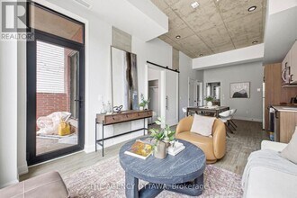 56 Bayswater Ave in Ottawa, ON - Building Photo - Building Photo