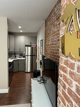 284 E 8th St, Unit #3 in Boston, MA - Building Photo - Building Photo