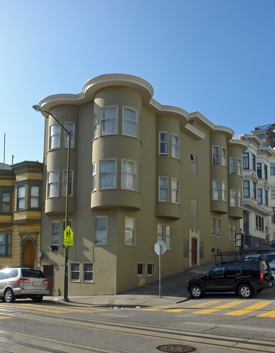 901-911 Vallejo St in San Francisco, CA - Building Photo