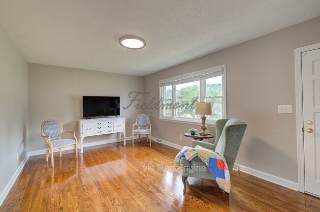 301 Bannister St in Easley, SC - Building Photo - Building Photo