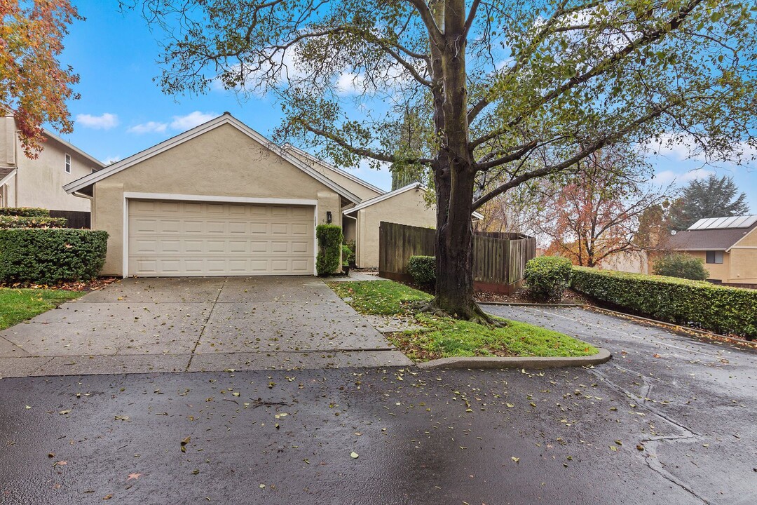 438 Heather Ct in Benicia, CA - Building Photo