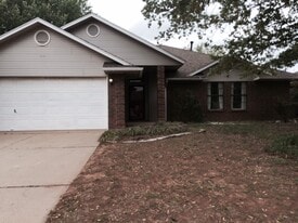 7817 Northwest 84th Street in Oklahoma City, OK - Building Photo