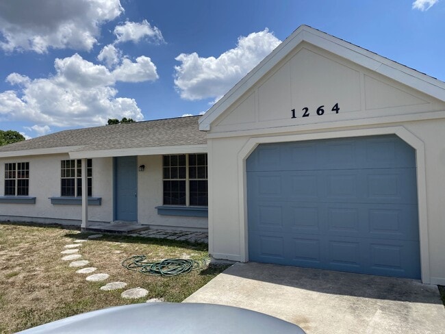 property at 1264 Dawn St NE