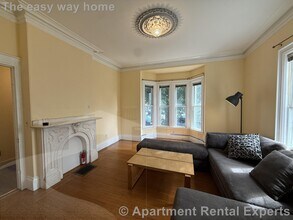 24 Warren Ave in Somerville, MA - Building Photo - Building Photo