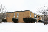 Brookview Commons Apartments in Cleveland, OH - Foto de edificio - Building Photo