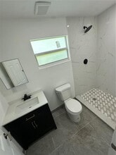 302 SW 15th St in Dania Beach, FL - Building Photo - Building Photo