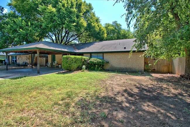 9303 Quail Field Dr in Austin, TX - Building Photo - Building Photo