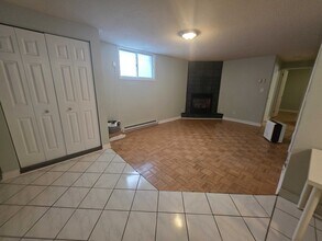 334 University Ave in Kingston, ON - Building Photo - Building Photo