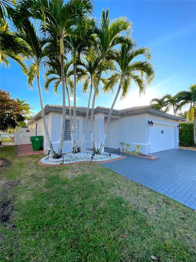 13364 SW 44th St in Miramar, FL - Building Photo - Building Photo