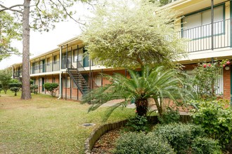 Cedar Creek in Pasadena, TX - Building Photo - Building Photo