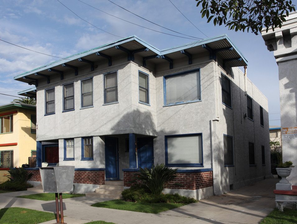 1019-1025 1/2 E 2nd St in Long Beach, CA - Building Photo