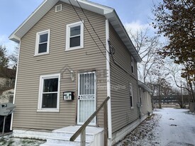1644 Beidler St in Muskegon, MI - Building Photo