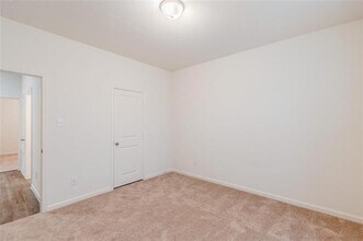 730 Wilshire Dr in Lavon, TX - Building Photo - Building Photo