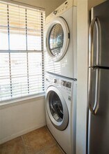 11901 Swearingen Dr in Austin, TX - Foto de edificio - Building Photo