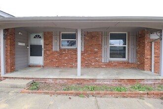7516 E 27th St in Tulsa, OK - Building Photo - Building Photo