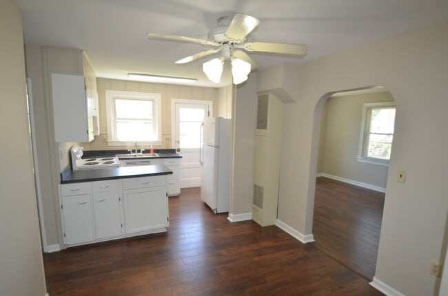 257 Sunset Ave, Unit #1