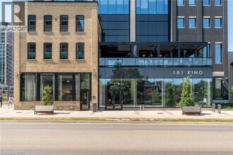 181 King St S in Waterloo, ON - Building Photo - Building Photo