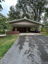 1904 N Oak Ln in State College, PA - Building Photo - Building Photo