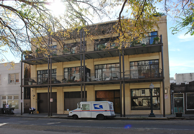 714 Girod St in New Orleans, LA - Building Photo - Building Photo