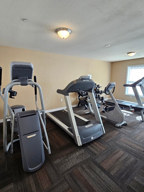 2313 W 5th St in Marshfield, WI - Foto de edificio - Building Photo