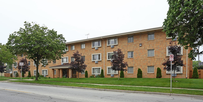 La Paz Apartments