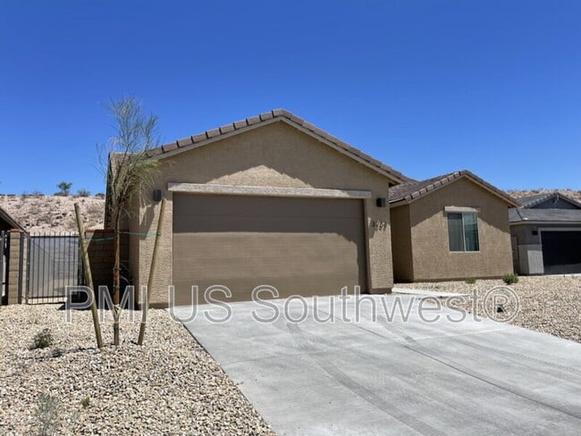 3263 Secret Pass Canyon Dr in Bullhead City, AZ - Building Photo - Building Photo