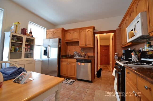 property at 6 Litchfield St