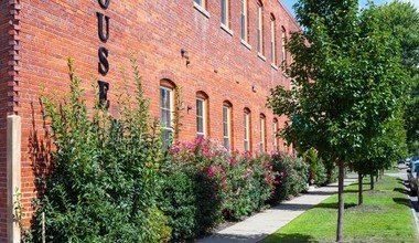 Warehouse Lofts at Monsey in Scranton, PA - Foto de edificio - Building Photo