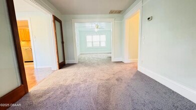 215 Glenview Blvd in Daytona Beach, FL - Building Photo - Building Photo