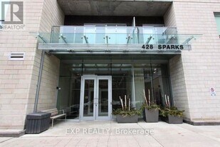 428 Sparks St. in Ottawa, ON - Building Photo
