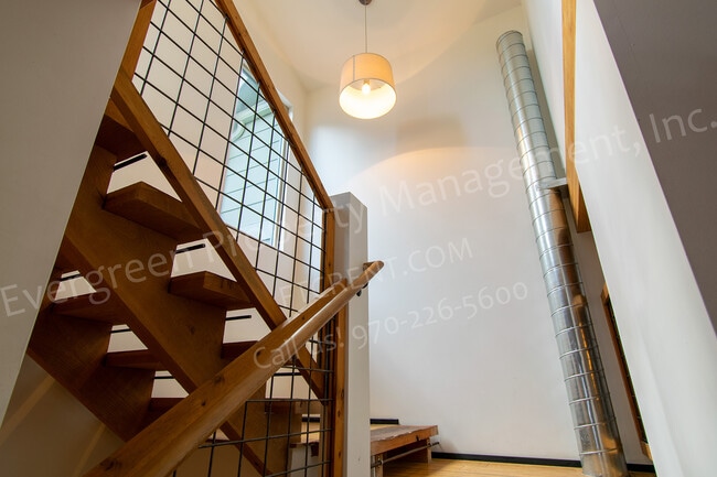 318 W Myrtle St, Unit #3 in Fort Collins, CO - Foto de edificio - Building Photo