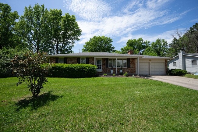 property at 2001 Iris Dr
