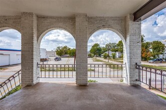 2309 Wesley St in Greenville, TX - Building Photo - Building Photo